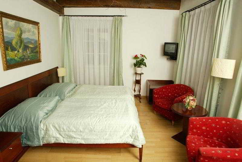 Hotel Cerna Liska Praga Zewnętrze zdjęcie